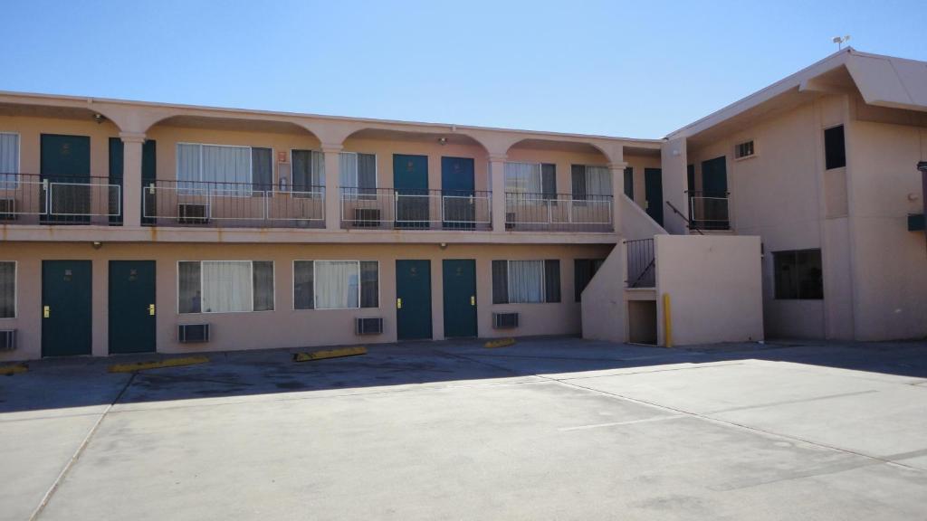 Imperial 400 Motor Inn Needles Exterior photo